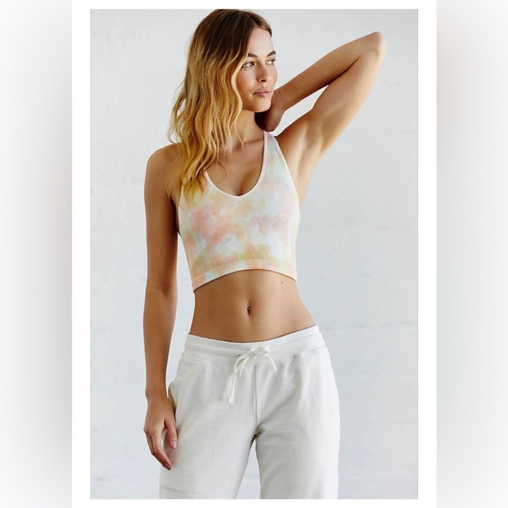❤️Free people movement Women's Rainbow Free Throw Crop size L $57USD - Picture 2 of 6